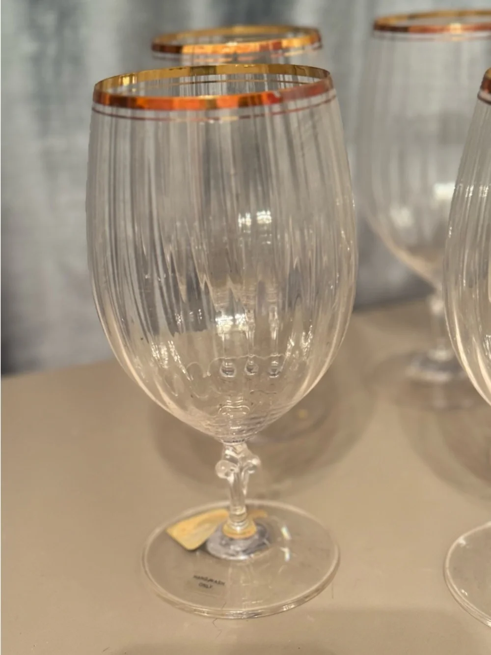 Set of 4/ Heiress Gold~  by ONEIDA /  Iced Tea | feature a ribbed  gold rim.